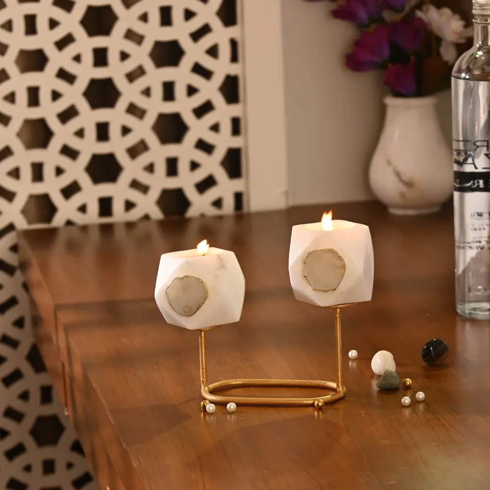 Elegant Diamond Shaped Tealight with White Agate